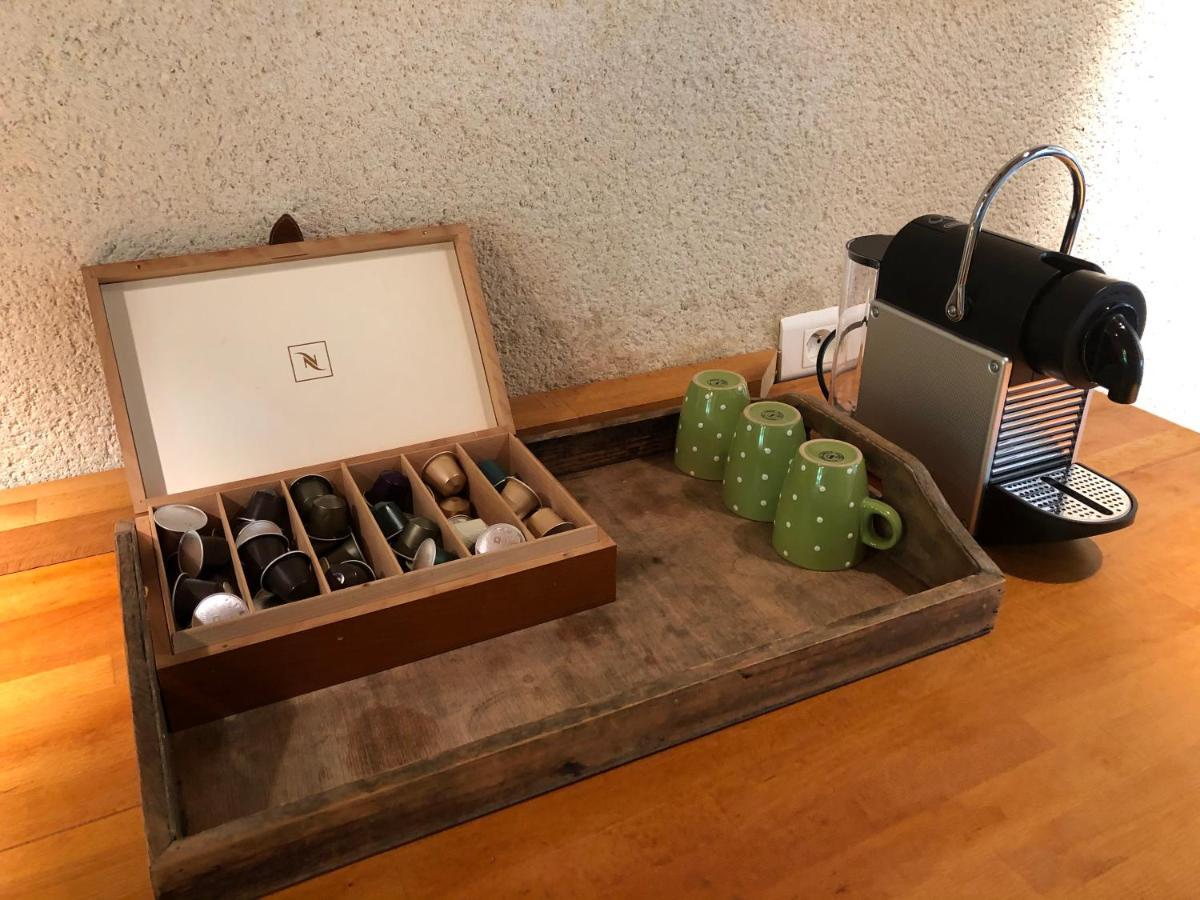 Mabelle Reve B&B Saint-Pierre-de-Cole Ngoại thất bức ảnh